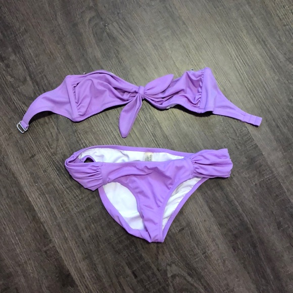 Two Piece 👙 - Picture 3 of 4